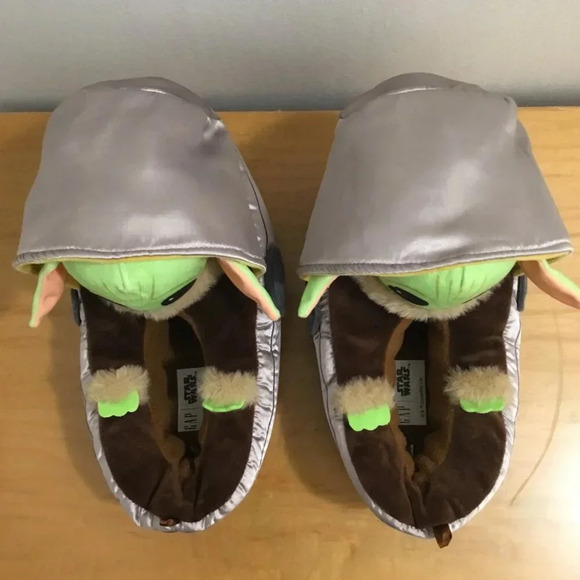 Star Wars™ Grogu Slippers Toddler Kids | Gap Size 5/6 - Picture 2 of 5